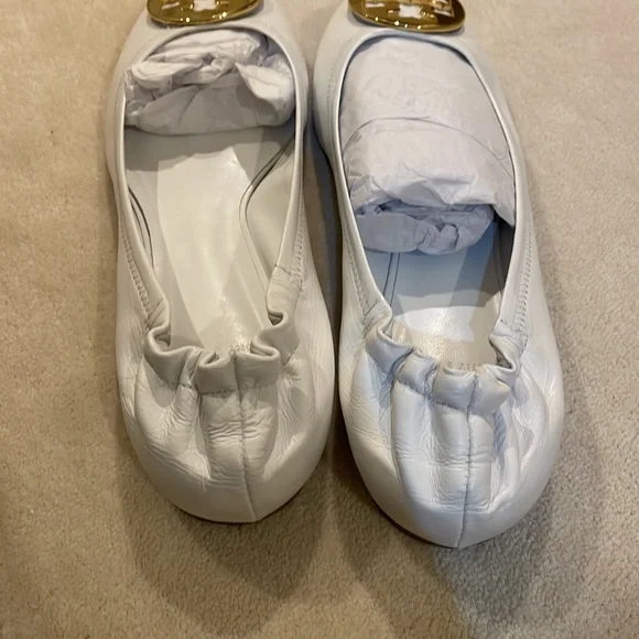 TORY BURCH White with Gold logo CLASSIC REVA BALLET flats in size 10 - Picture 5 of 6